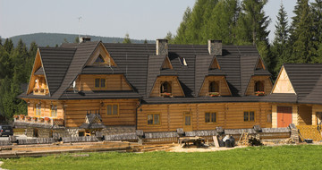 GERARD Shake Charcoal Wooden house references from Poland