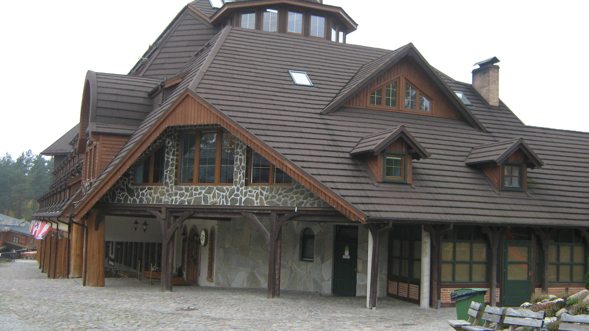 GERARD Shake chestnut Hotel Szymbark