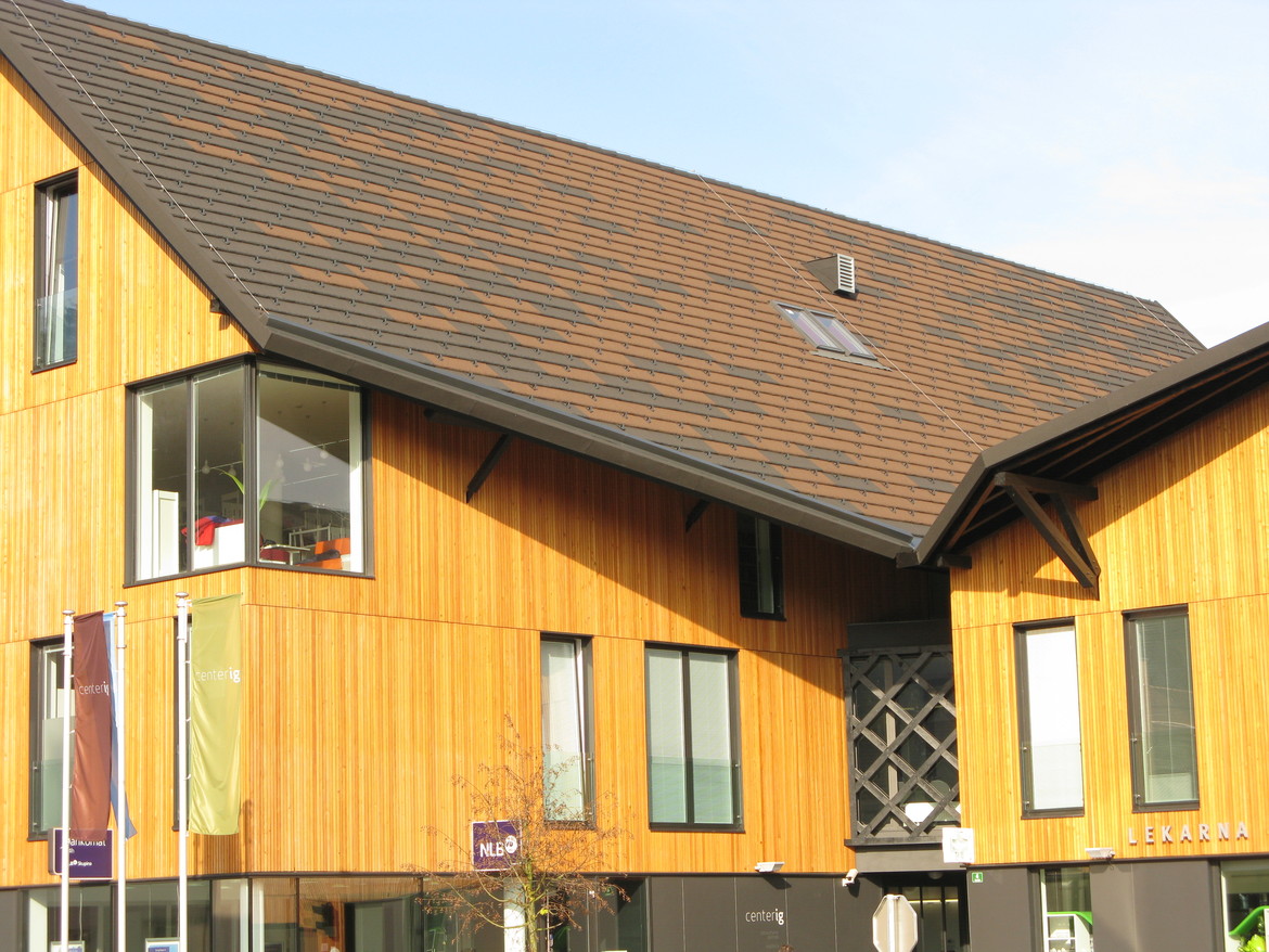 GERARD Shake chestnut CEDAR - CHESTNUT COMBINATION, IG HEALTH CENTER, SLOVENIA